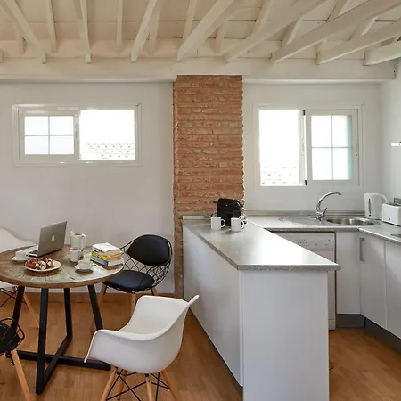 Lodgingmalaga Plaza Constitucion Apartment