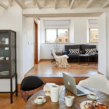 Apartment Lodgingmalaga Plaza Constitucion Malaga